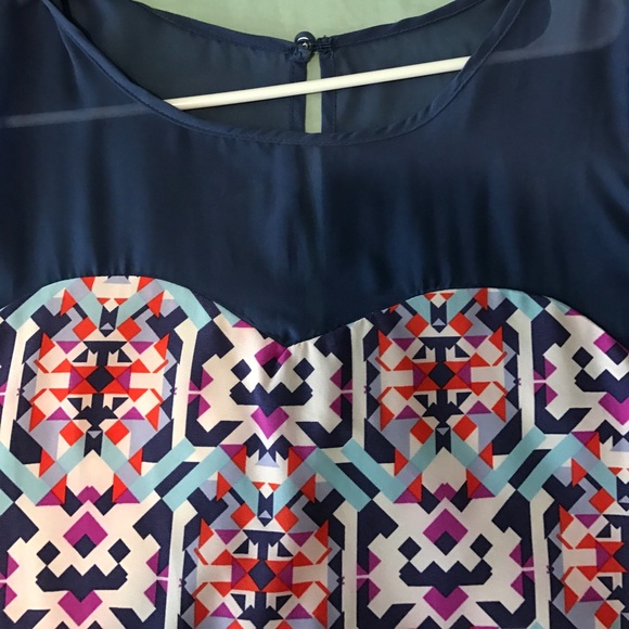 Sheer blue and patterned dress - Picture 2 of 5